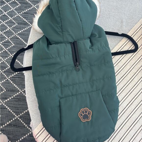 Green Dog Puffer Jacket with Hood  size M/L - Picture 4 of 4